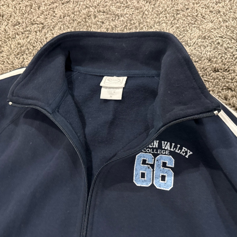 Women’s navy blue Lebanon Valley College track jacket, size Medium - Picture 5 of 7